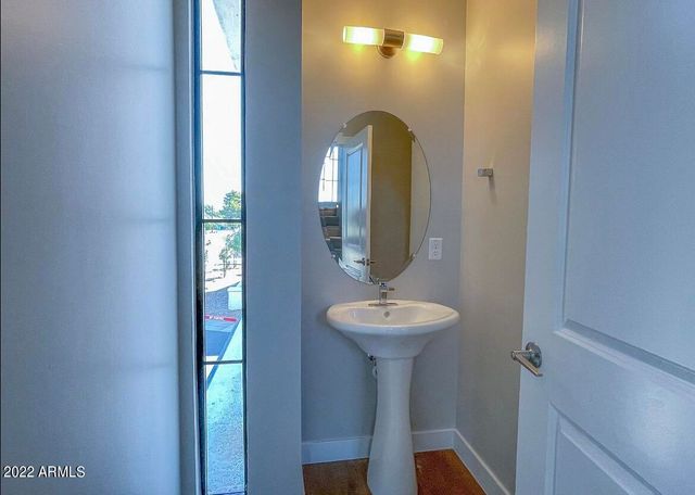 3215 E Flower Street 2, Phoenix, AZ 85018