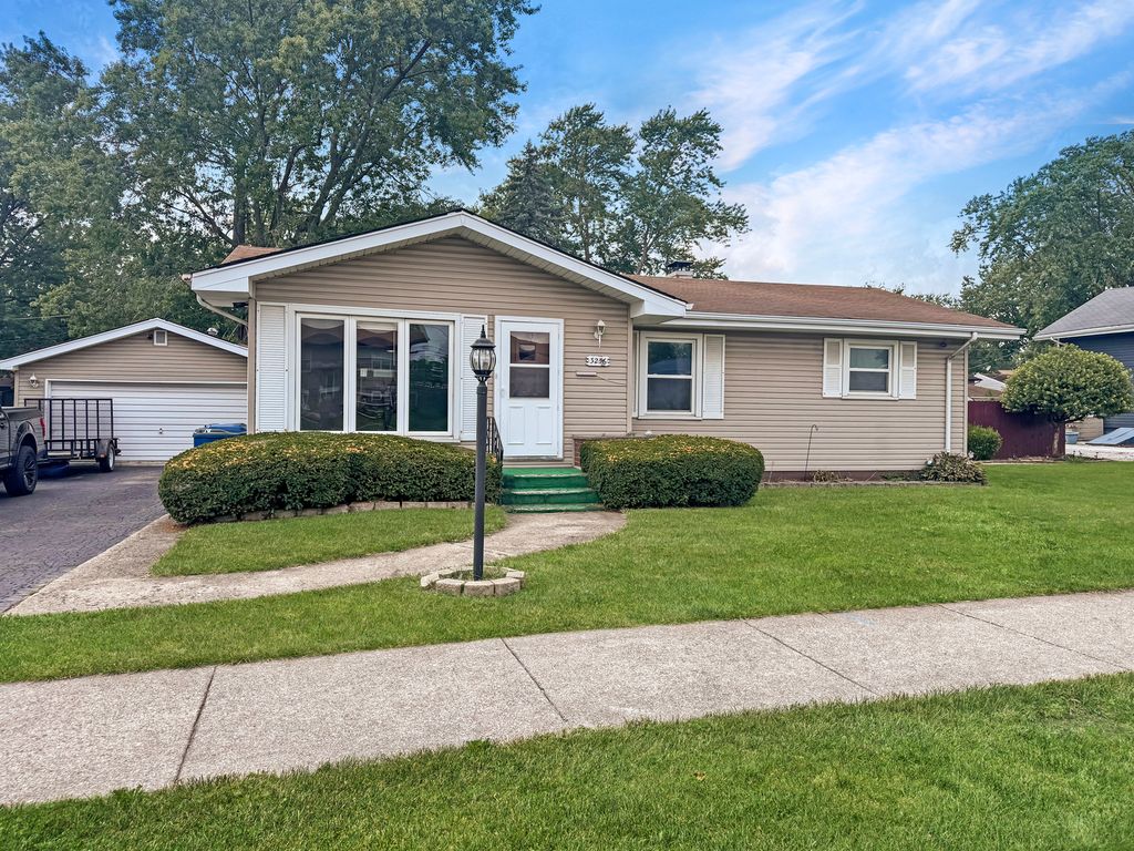 3236 Hopkins Street, Steger, IL 60475