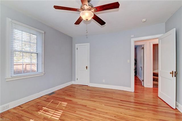 409 Kingsley LN, Norfolk, VA 23505