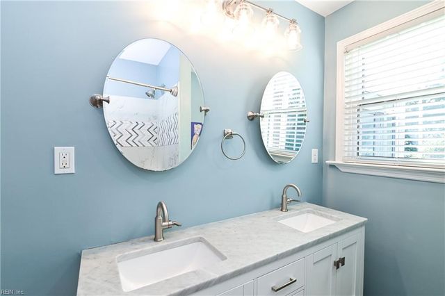 409 Kingsley LN, Norfolk, VA 23505