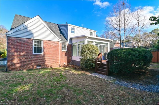 409 Kingsley LN, Norfolk, VA 23505
