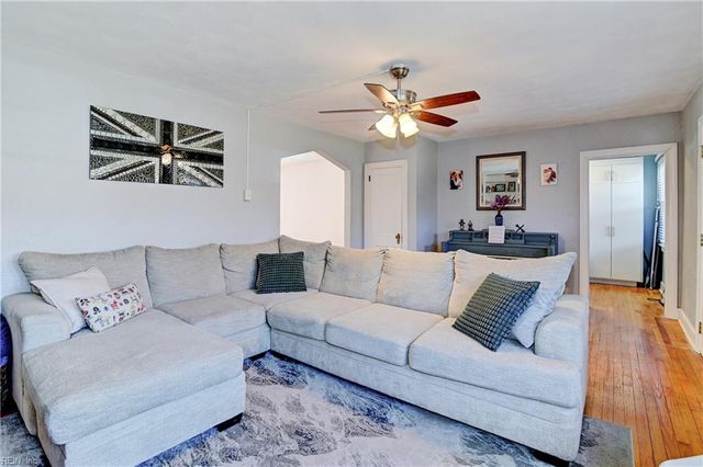 409 Kingsley LN, Norfolk, VA 23505