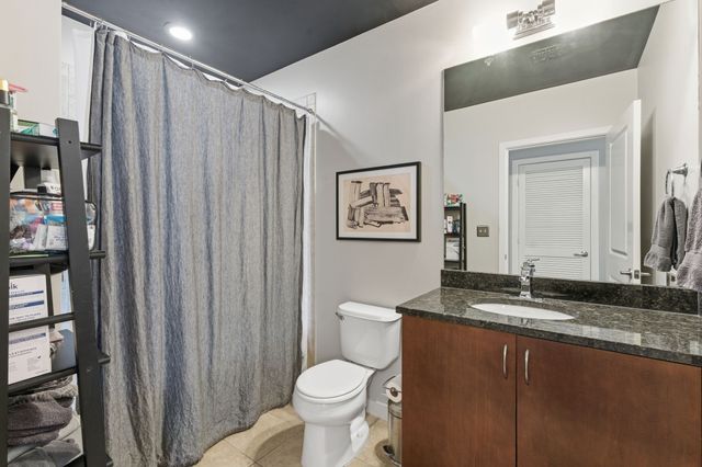 301 Demonbreun St Unit 907, Nashville, TN 37201