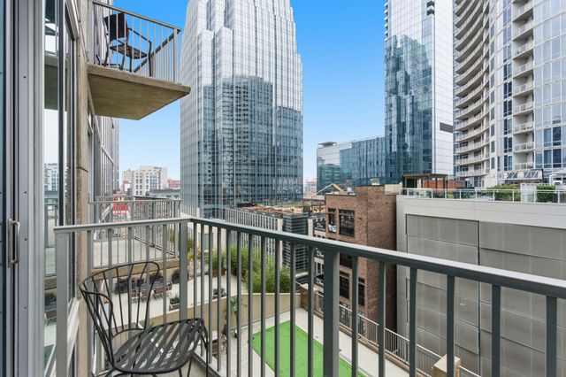 301 Demonbreun St Unit 907, Nashville, TN 37201