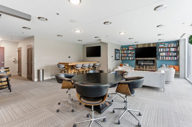 301 Demonbreun St Unit 907, Nashville, TN 37201