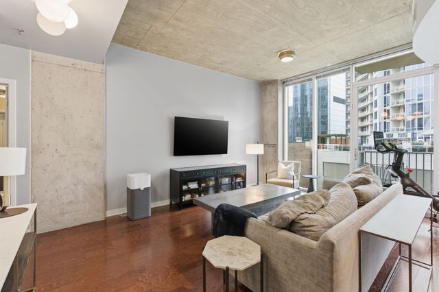 301 Demonbreun St Unit 907, Nashville, TN 37201