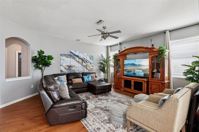 537 VISTA RIDGE DRIVE, Ruskin, FL 33570