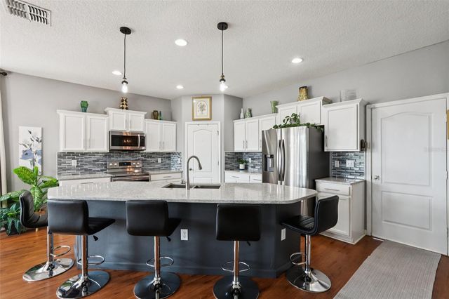 537 VISTA RIDGE DRIVE, Ruskin, FL 33570