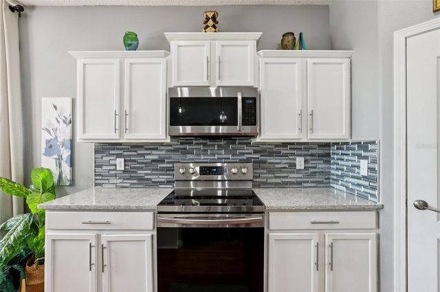 537 VISTA RIDGE DRIVE, Ruskin, FL 33570