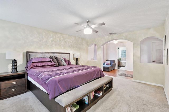 537 VISTA RIDGE DRIVE, Ruskin, FL 33570