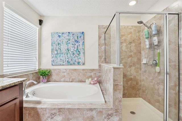 537 VISTA RIDGE DRIVE, Ruskin, FL 33570
