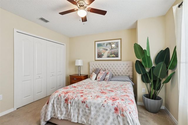 537 VISTA RIDGE DRIVE, Ruskin, FL 33570
