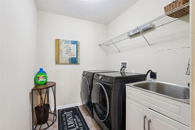 537 VISTA RIDGE DRIVE, Ruskin, FL 33570