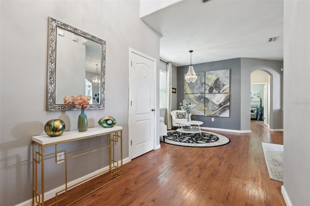 537 VISTA RIDGE DRIVE, Ruskin, FL 33570
