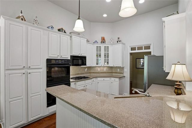 7422 Brookstone Circle, Flowery Branch, GA 30542