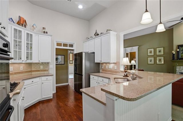 7422 Brookstone Circle, Flowery Branch, GA 30542