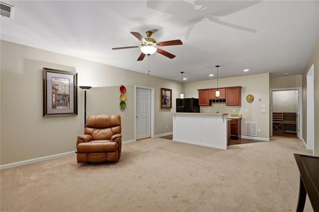 7422 Brookstone Circle, Flowery Branch, GA 30542