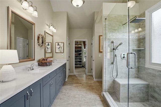 7422 Brookstone Circle, Flowery Branch, GA 30542