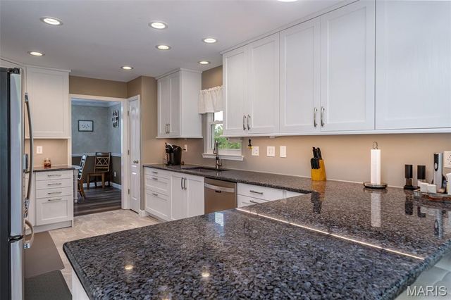 106 Washington Heights Drive, Washington, MO 63090