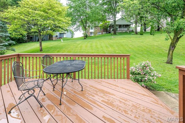 106 Washington Heights Drive, Washington, MO 63090