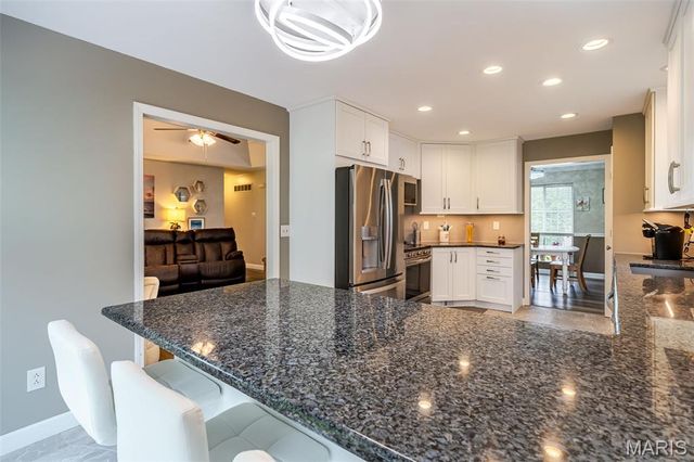 106 Washington Heights Drive, Washington, MO 63090