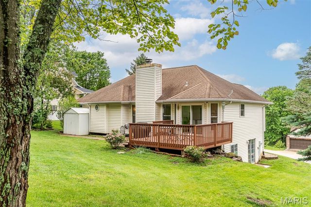 106 Washington Heights Drive, Washington, MO 63090