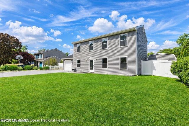 23 Barre Drive, Howell, NJ 07731