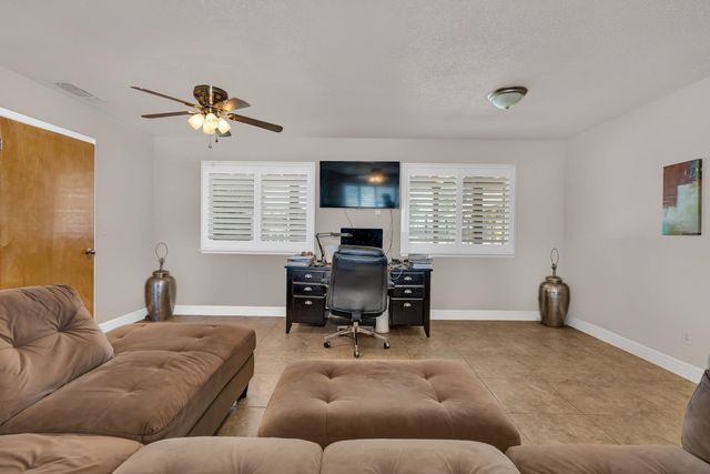 16448 Monreal Road, Madera, CA 93636