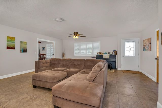 16448 Monreal Road, Madera, CA 93636