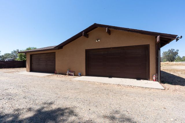 16448 Monreal Road, Madera, CA 93636