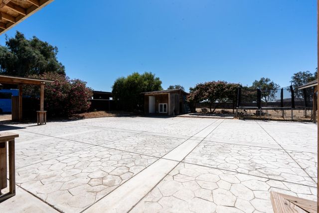16448 Monreal Road, Madera, CA 93636