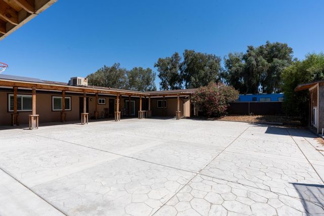 16448 Monreal Road, Madera, CA 93636