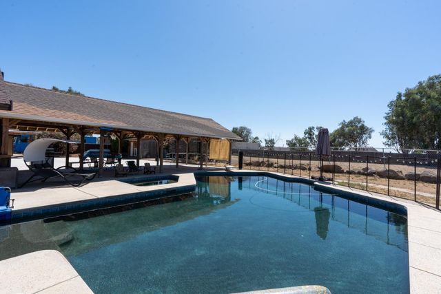 16448 Monreal Road, Madera, CA 93636