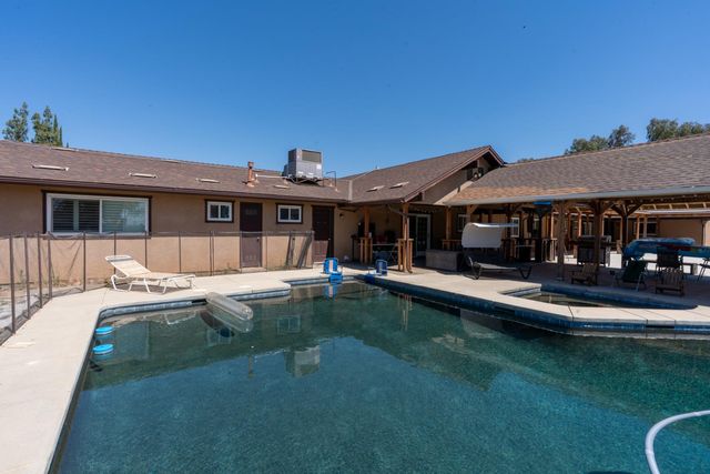 16448 Monreal Road, Madera, CA 93636