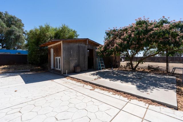 16448 Monreal Road, Madera, CA 93636