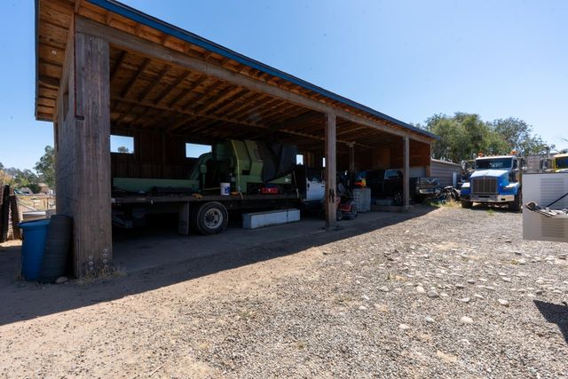 16448 Monreal Road, Madera, CA 93636