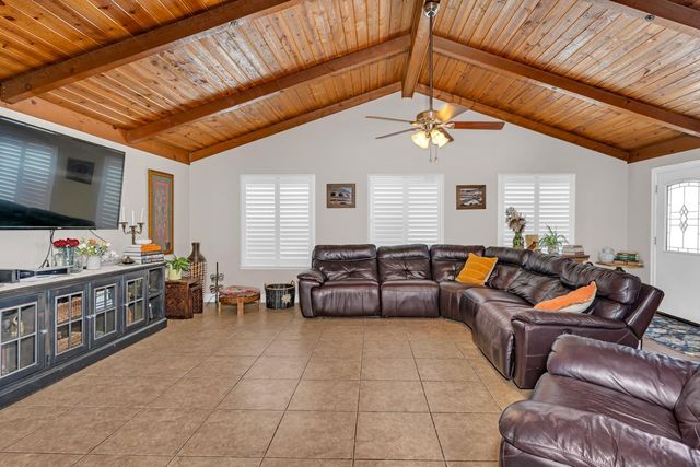 16448 Monreal Road, Madera, CA 93636