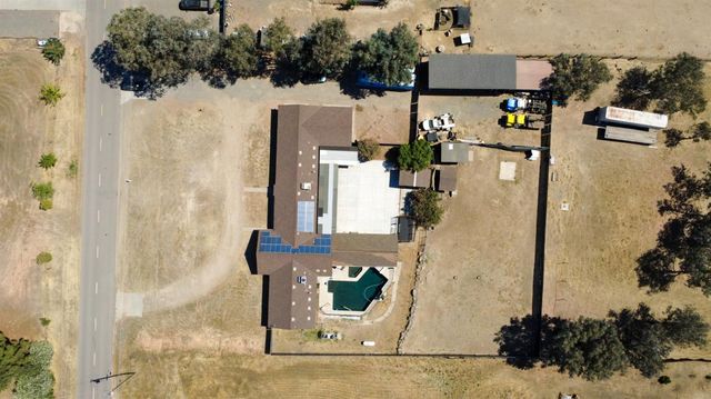 16448 Monreal Road, Madera, CA 93636
