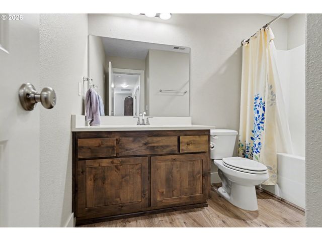 5657 BOUNDARY Dr, Salem, OR 97306