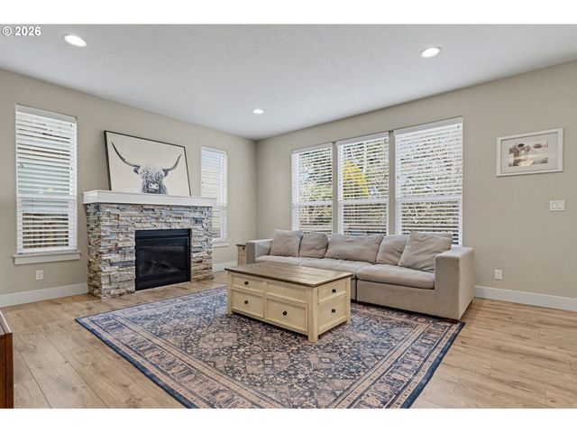 5657 BOUNDARY Dr, Salem, OR 97306