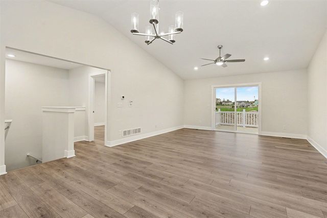 968 Scioto Drive 5, Comstock Park, MI 49321