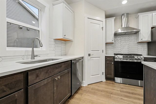 968 Scioto Drive 5, Comstock Park, MI 49321
