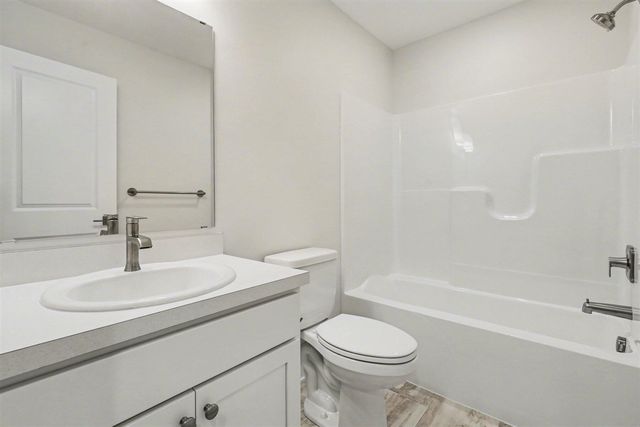 968 Scioto Drive 5, Comstock Park, MI 49321