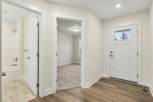 968 Scioto Drive 5, Comstock Park, MI 49321