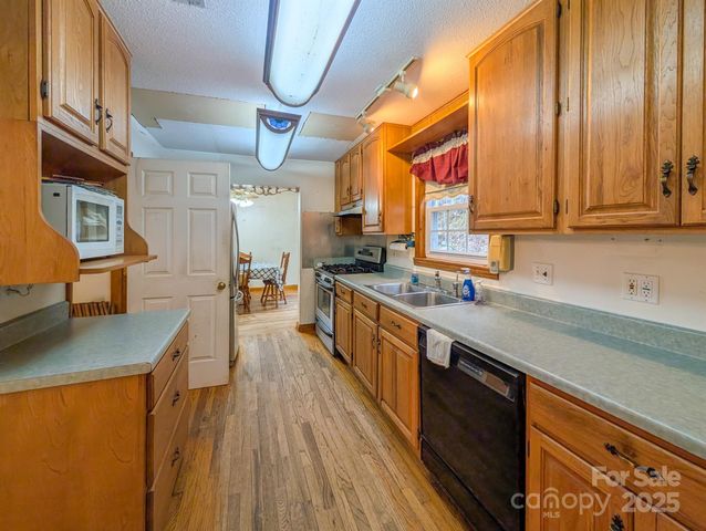 77 Griffith Branch Road, Green Mountain, NC 28740