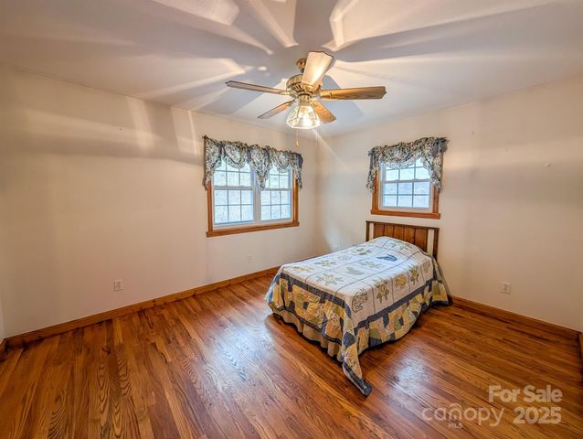 77 Griffith Branch Road, Green Mountain, NC 28740