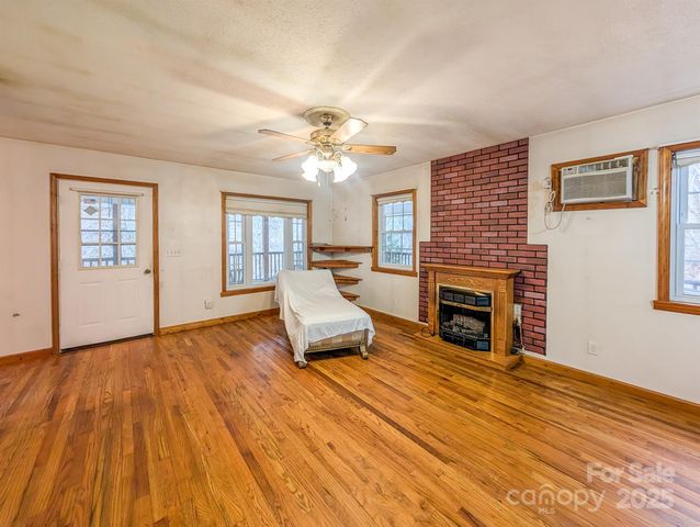 77 Griffith Branch Road, Green Mountain, NC 28740