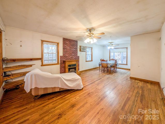 77 Griffith Branch Road, Green Mountain, NC 28740