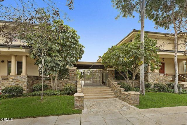 270 E Glenarm Street 105, Pasadena, CA 91106