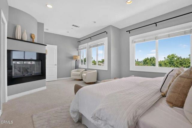 270 E Glenarm Street 105, Pasadena, CA 91106